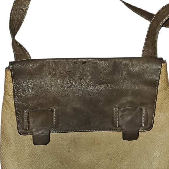 Designer Flap 2 Color Leather Bag Messanger Crossbody - Picture 4 of 11